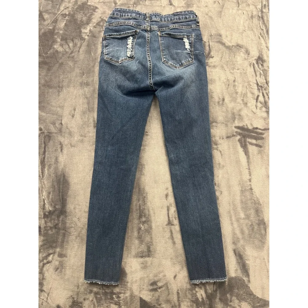 S.O.N.G. distressed skinny